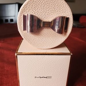 *LIMITED EDITION * BNIB MAC Silver Dusk Powder